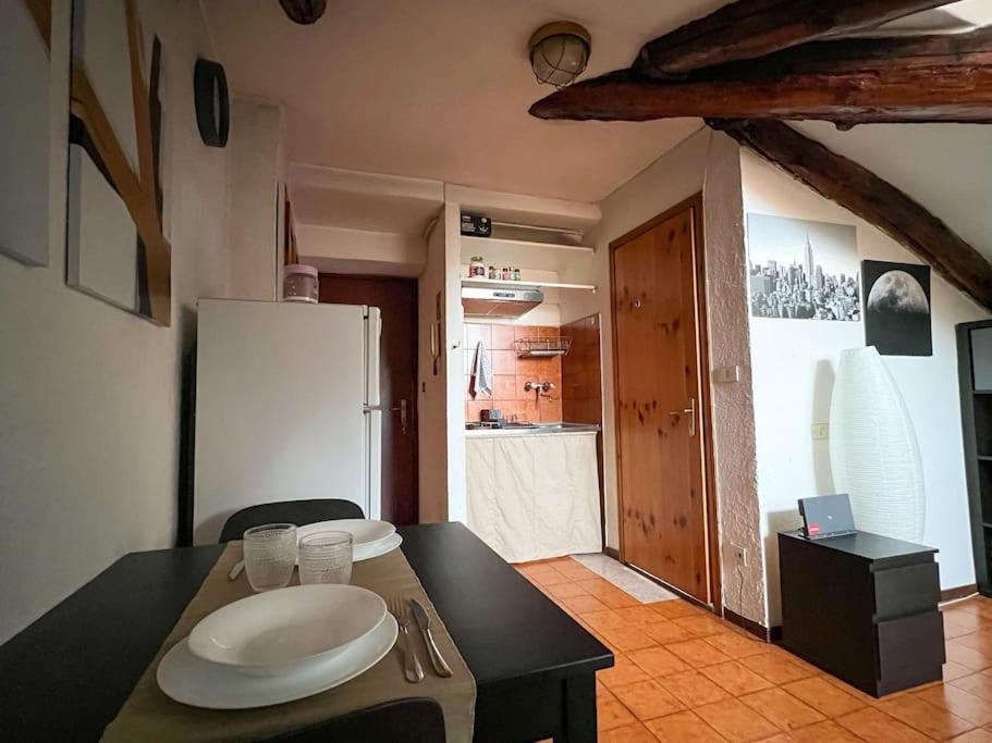 A Due Passi Dal Centro Apartment Turin Bagian luar foto